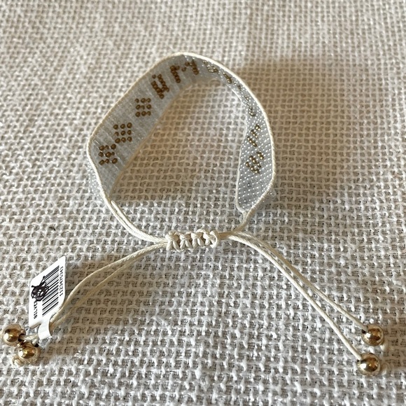 Blusky New York Jewelry - Blusky New York “Mama” bracelet